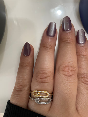 خاتم فضي مرصع بالزركون